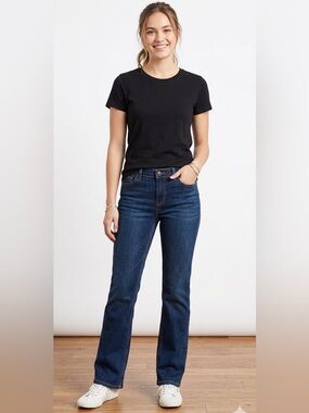 LEVI’S 512 Straight leg jeans dark washed denim blue Women's Jeans size 10M